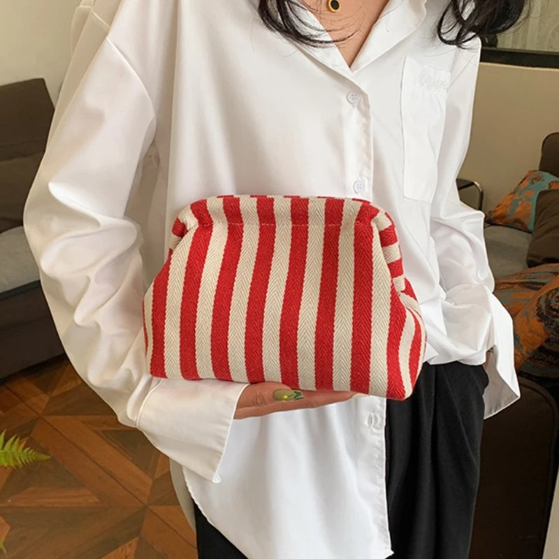 Dune Clutch