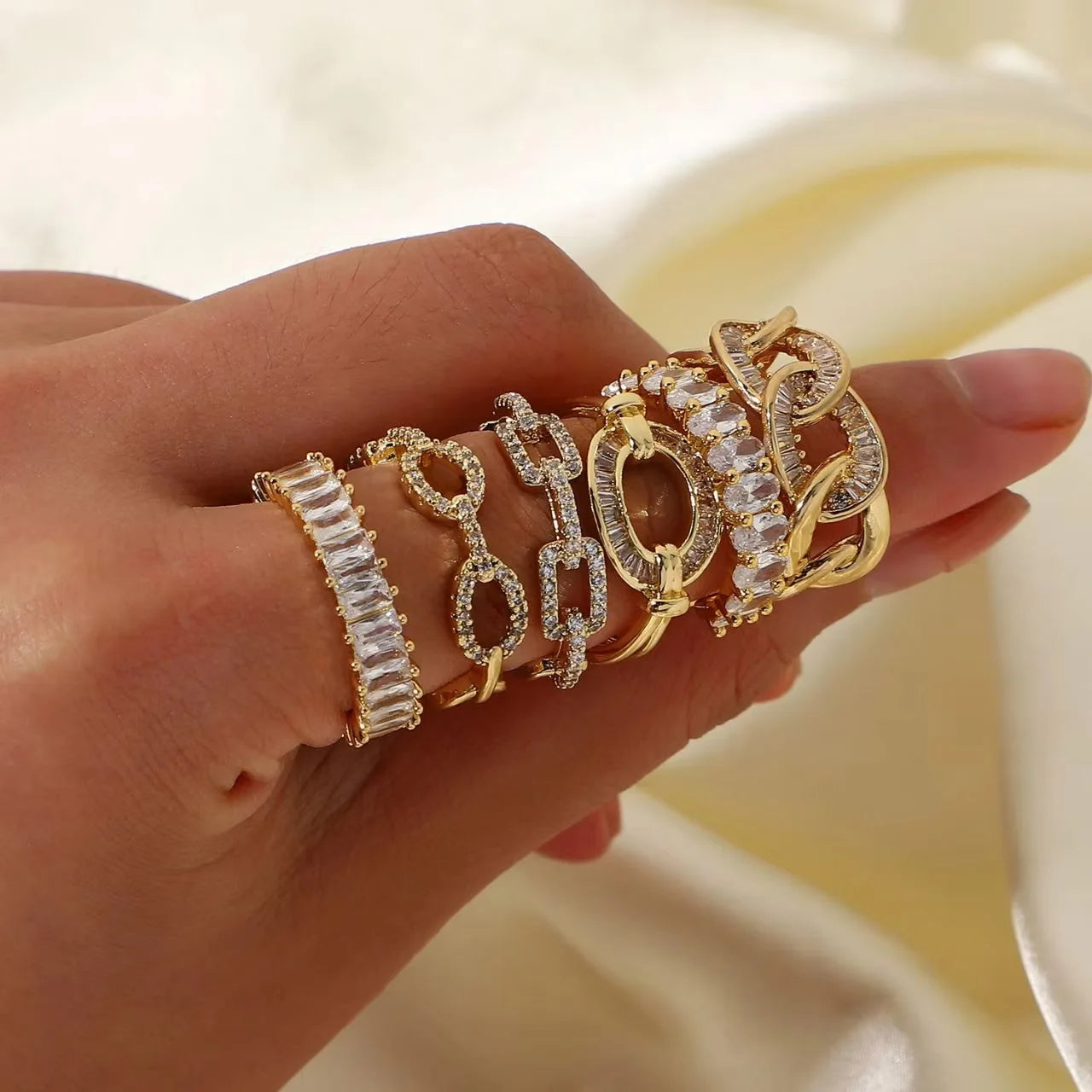 Zira Gold Ring