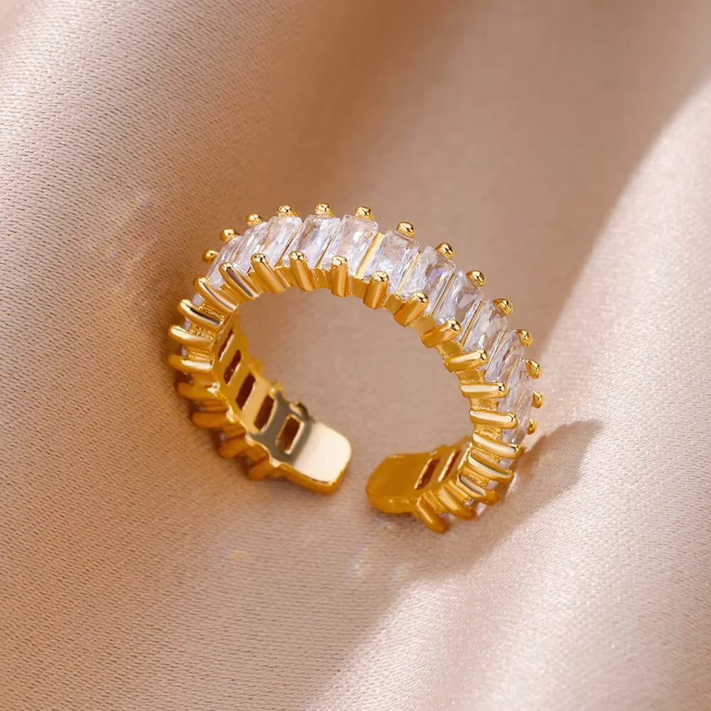 Zira Gold Ring