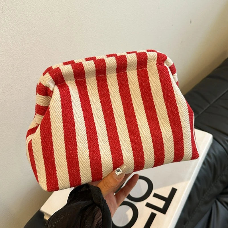 Dune Clutch
